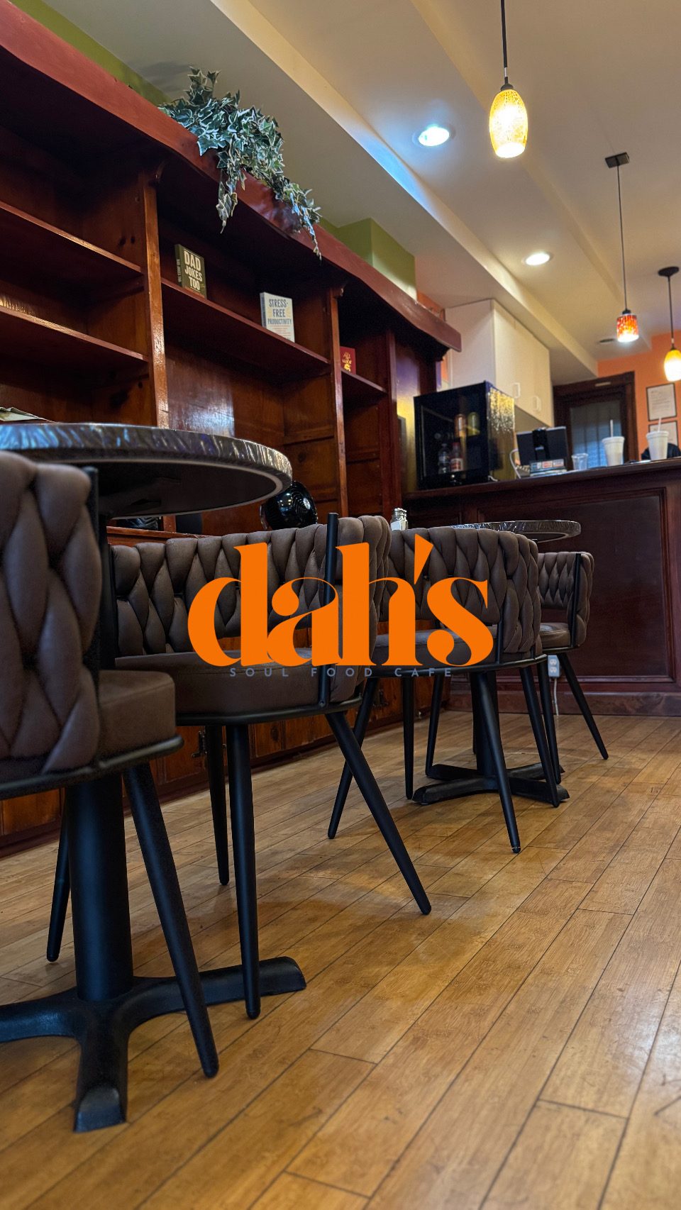 Inside Dah's Kitchen on Old York Road